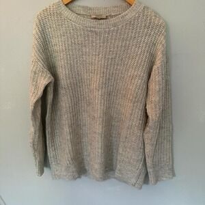Grey and White Sparkly Sweater‎